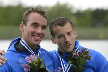 Slavící Jaroslav Radoň a Filip Dvořák