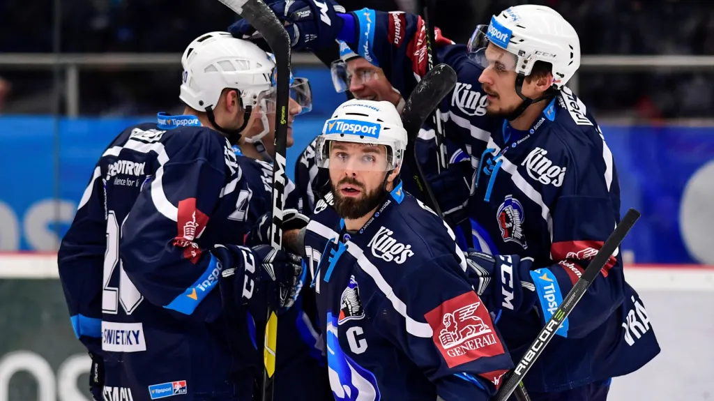 Slavící hokejisté Plzně