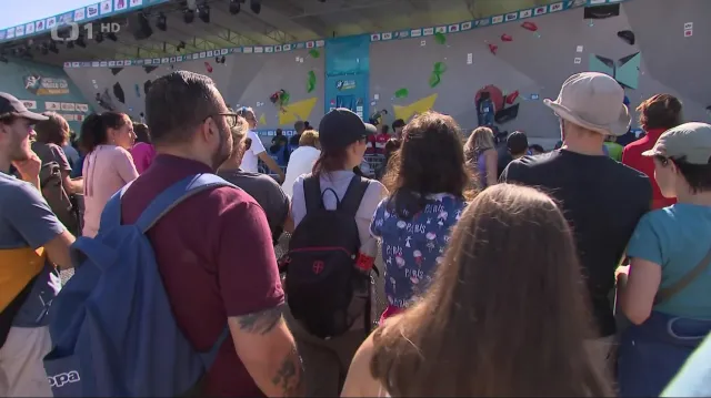 Světový pohár lezců přilákal početné publikum už na kvalifikaci