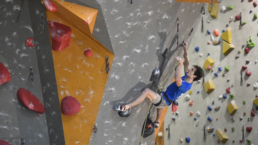 Adam Ondra při republikovém šampionátu