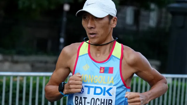 Předčasný konec mongolského maratonce Ser-Od Bat-Ochira