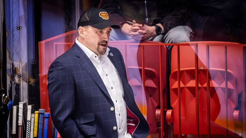 Trenér Dukly Jihlava Viktor Ujčík