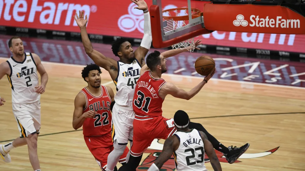 Tomáš Satoranský proti Utahu Jazz