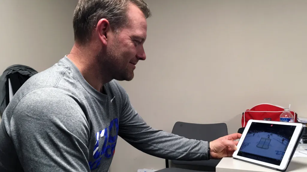 Petr Jaroš k přípravě brankářů využívá moderní technologie