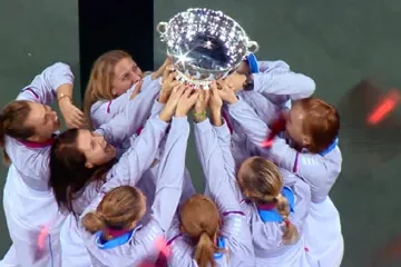 České tenistky slaví vítězství ve Fed Cupu