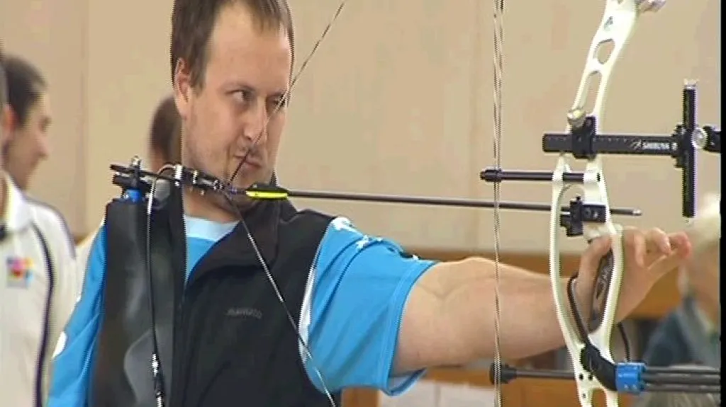 V Plzni soutěžili handicapovaní lukostřelci