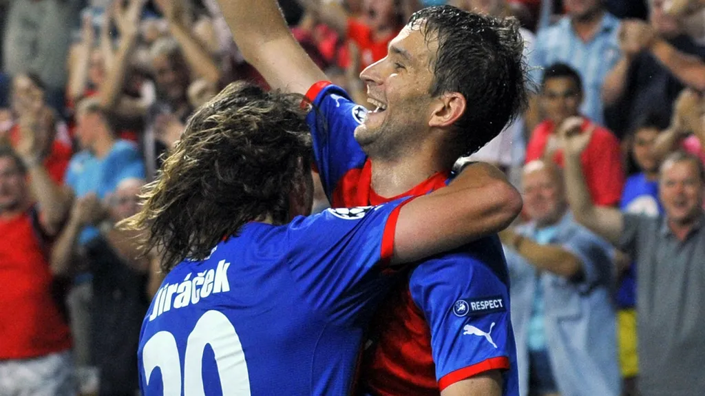 Marek Bakoš slaví svůj gól