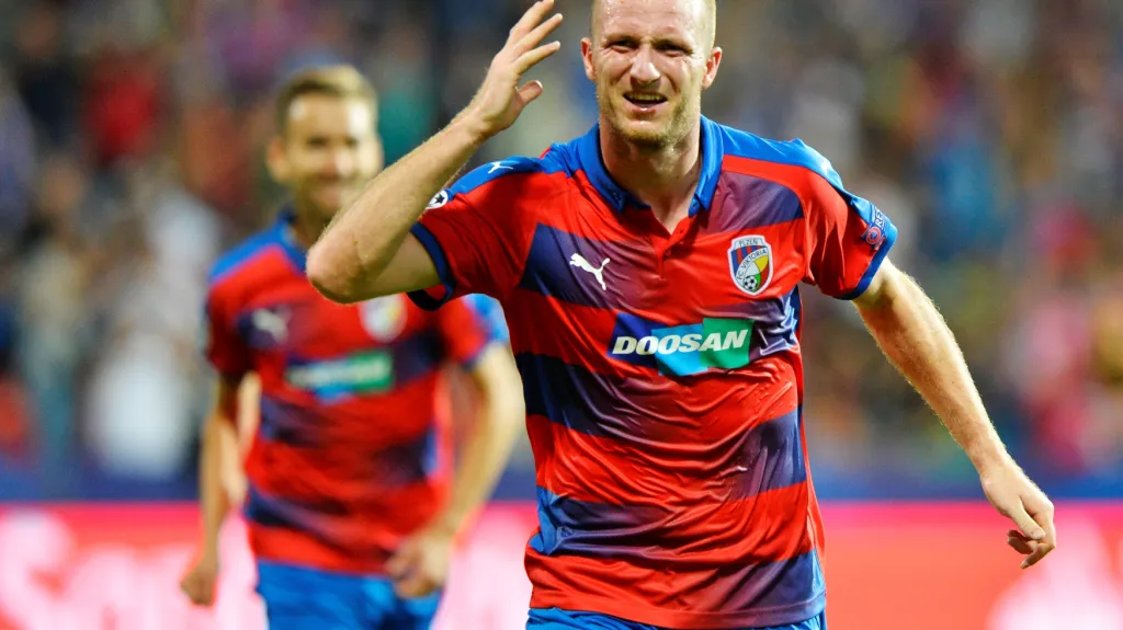 Krmenčík slaví gól do sítě CSKA Moskva