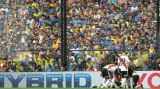 Radost fotbalistů River Plate z gólu v síti Bocy Juniors