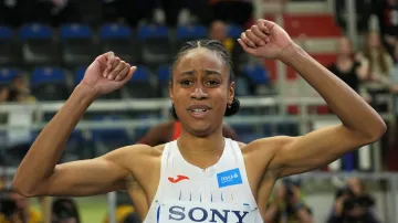 Ohlasy zlaté Lurdes Glorie Manuel