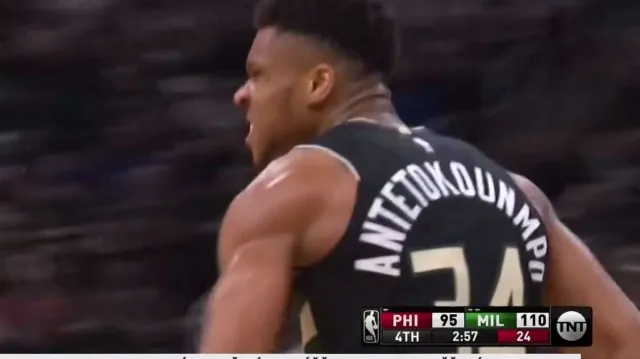 Antetokounmpo létal nad košem a táhl Milwaukee za další výhrou