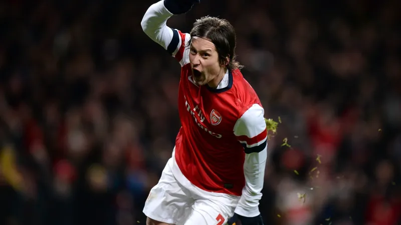 Slavící Tomáš Rosický