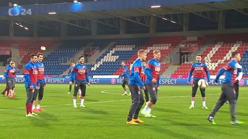 Reprezentace absolvovala před utkáním s Islandem otevřený trénink