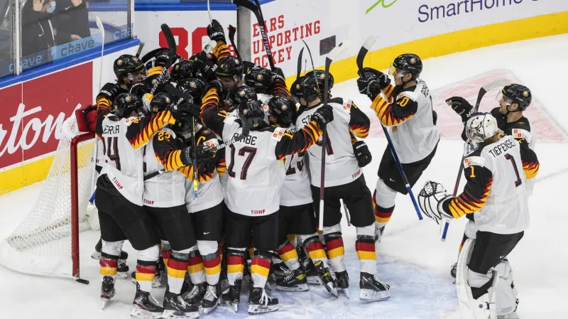 Radost německých hokejistů do 20 let