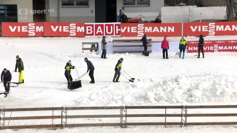 Práce je na MS i ve volném dnu hodně