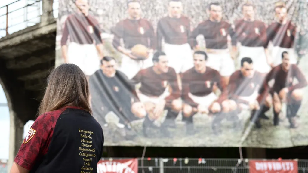 Turín stále vzpomíná na svůj velký tým