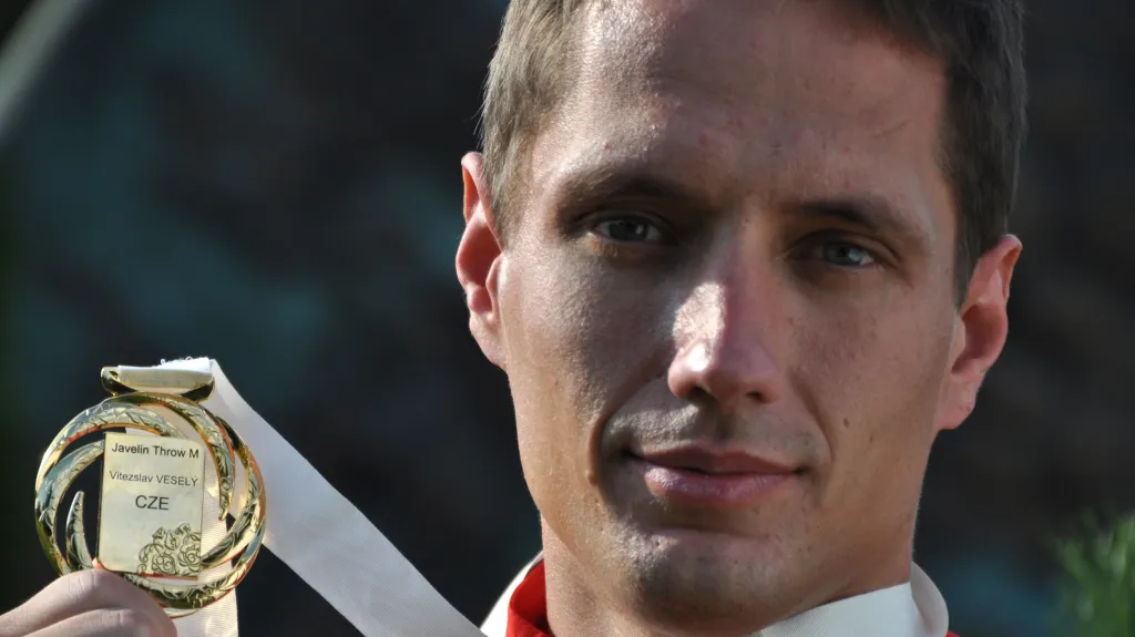 Vítězslav Veselý se zlatou medailí z Moskvy