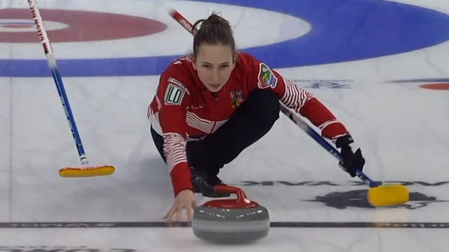 Curleři si připsali výhru nad Nizozemskem a prohru s Dánskem