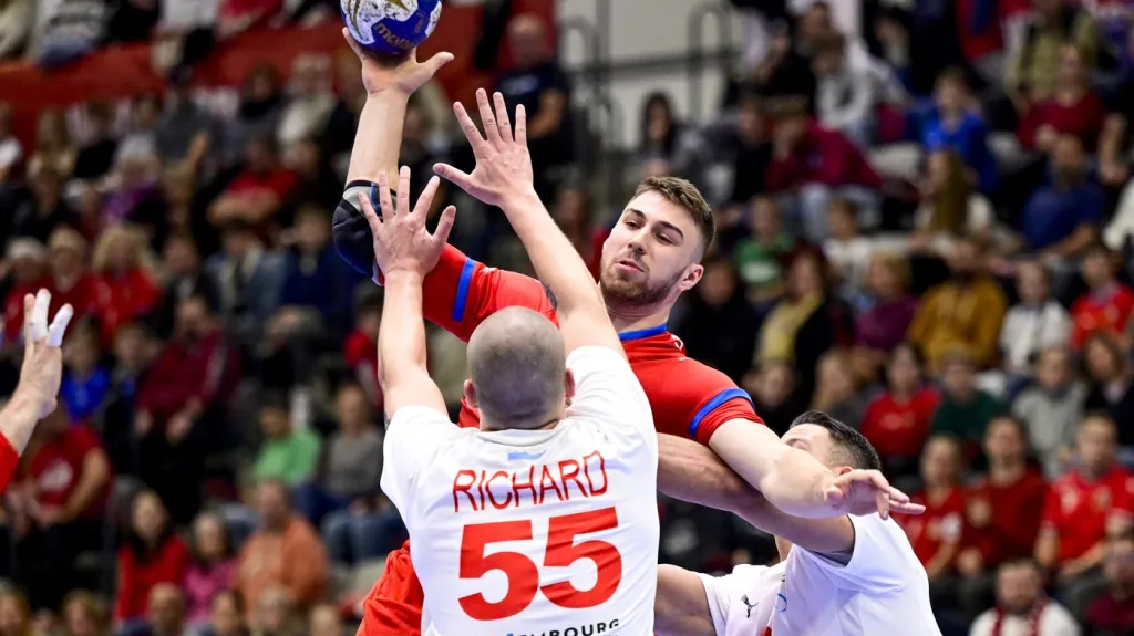 Lukáš Morkovský v utkání s Lucemburskem