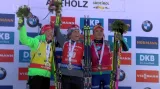 Medailový ceremoniál po hromadném závodu žen v Anterselvě