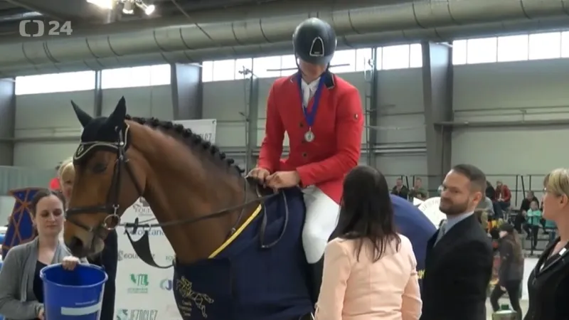 Jezdec Štětina vyhrál v Lysé parkur