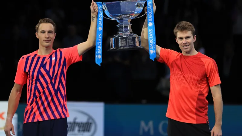 Vítězní Kontinen a Peers