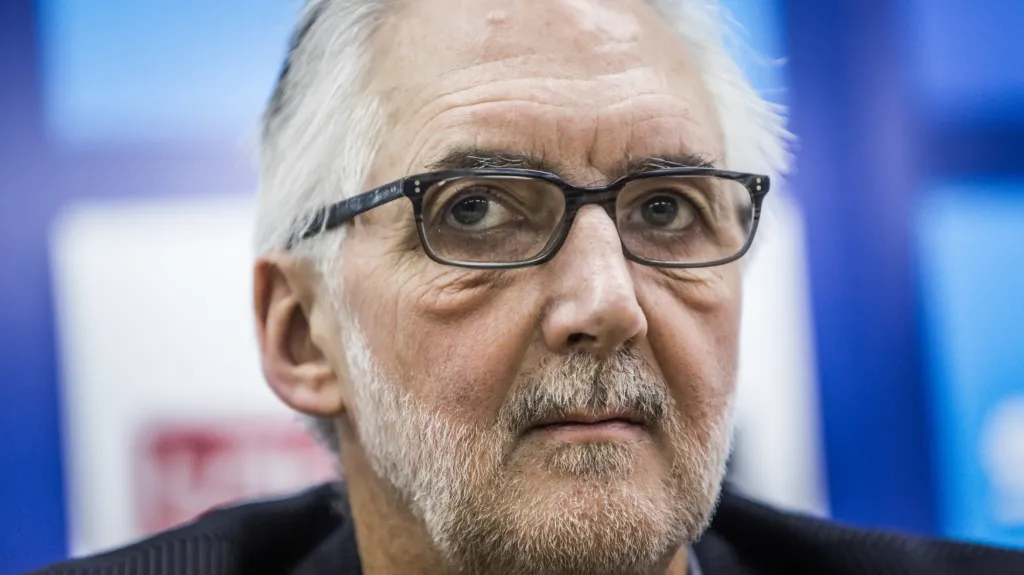 Šéf Mezinárodní cyklistické unie (UCI) Brian Cookson 
