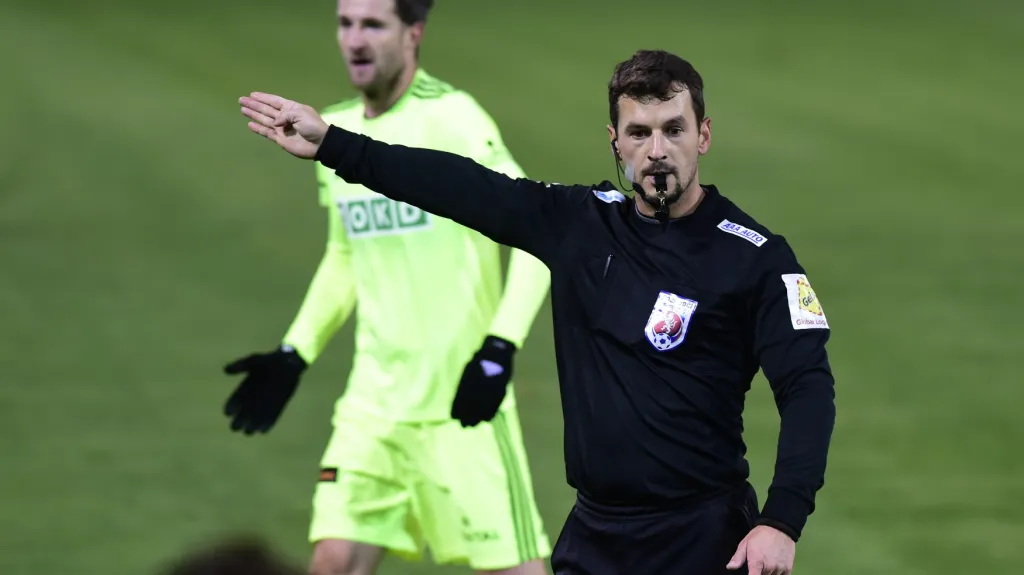 Rozhodčí Emanuel Marek