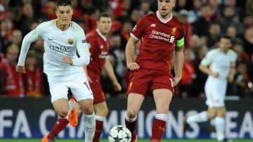 Patrik Schick (vlevo) v utkání proti Liverpoolu