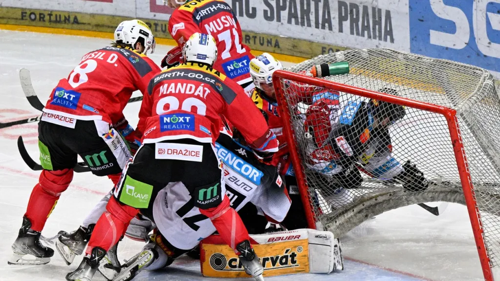 Valná hromada v utkání Sparta – Pardubice