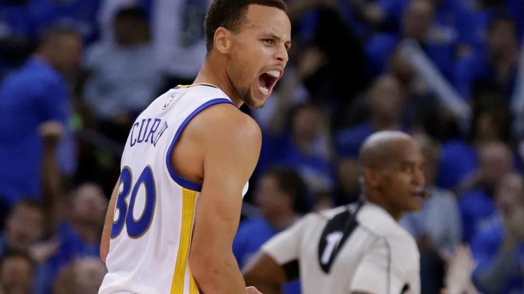 Slavící Stephen Curry z Golden State