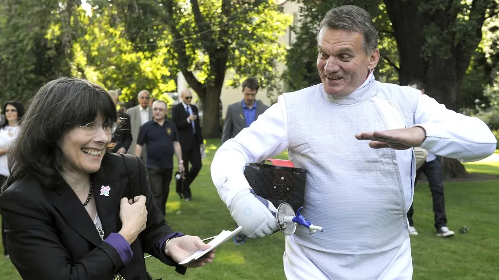 Bohuslav Svoboda a britská velvyslankyně Sian MacLeodová