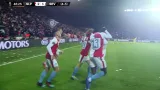 Gól v utkání Slavia Praha - Sevilla: Souček - 2:1 (47. min. z pen.)