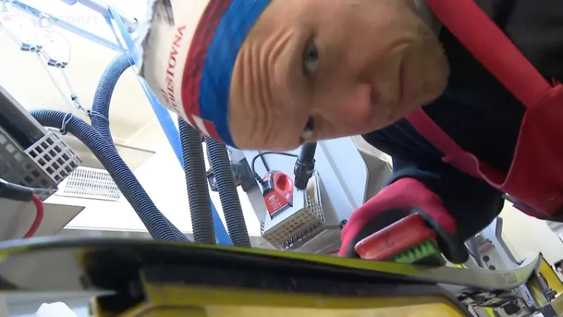 Fejeton Tomáše Lachmana: Zákaz fluorových vosků