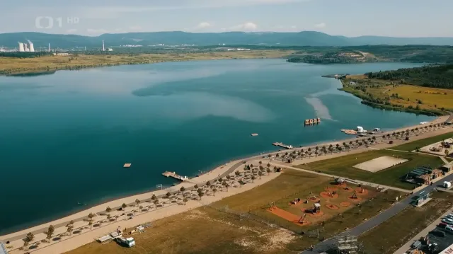 Přípravy u jezera Most vrcholí. Připraveno je přes 50 sportů