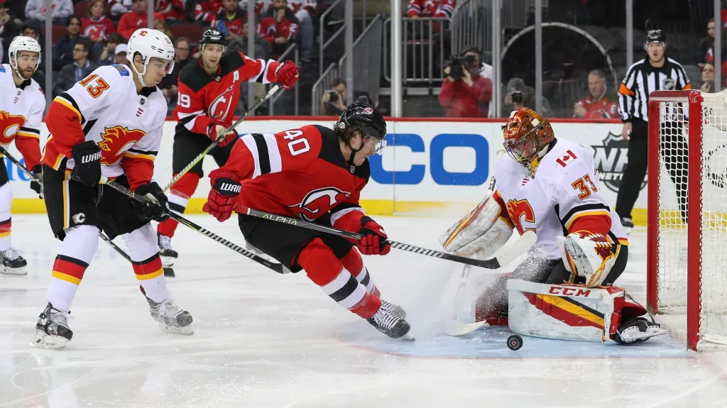 David Rittich v utkání s New Jersey