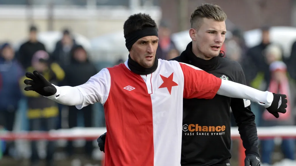 Martin Fenin ze Slavie (vlevo) a Vít Beneš z Jablonce