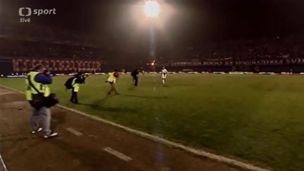 FIFA potrestala Chorvata Šimuniče desetizápasovou stopkou