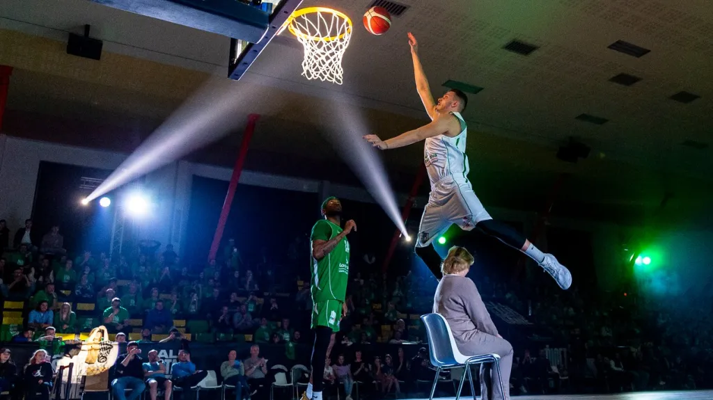 Dalibor Fait ve Slam dunk soutěži minulého očníku NBL All star game