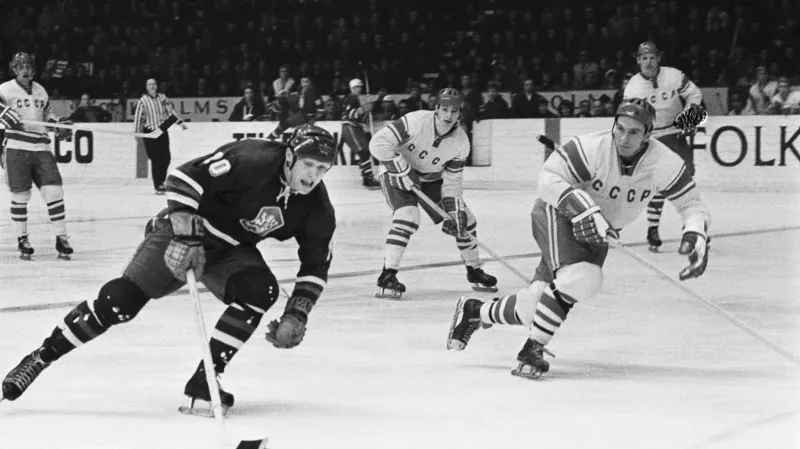 Záběr z utkání mezi ČSSR a SSSR