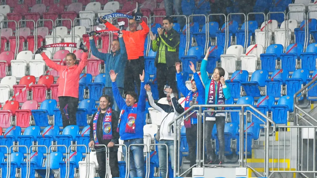 Fanoušci Plzně v době koronavirových opatření