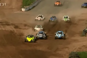 Autokros: V Sedlčanech nestačil Stloukal na Kubíčka