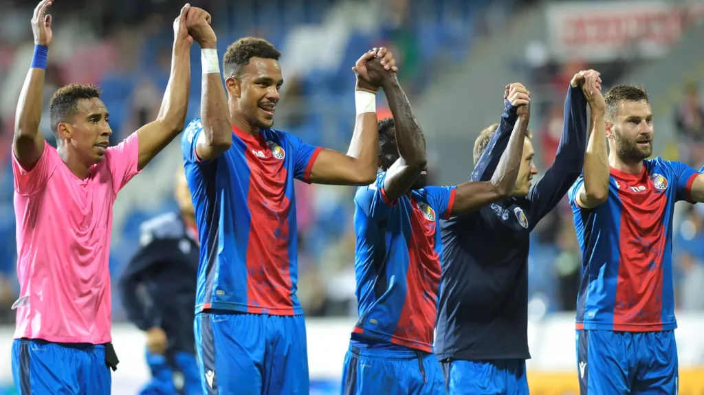 Hráči Plzně po utkání se Slováckem