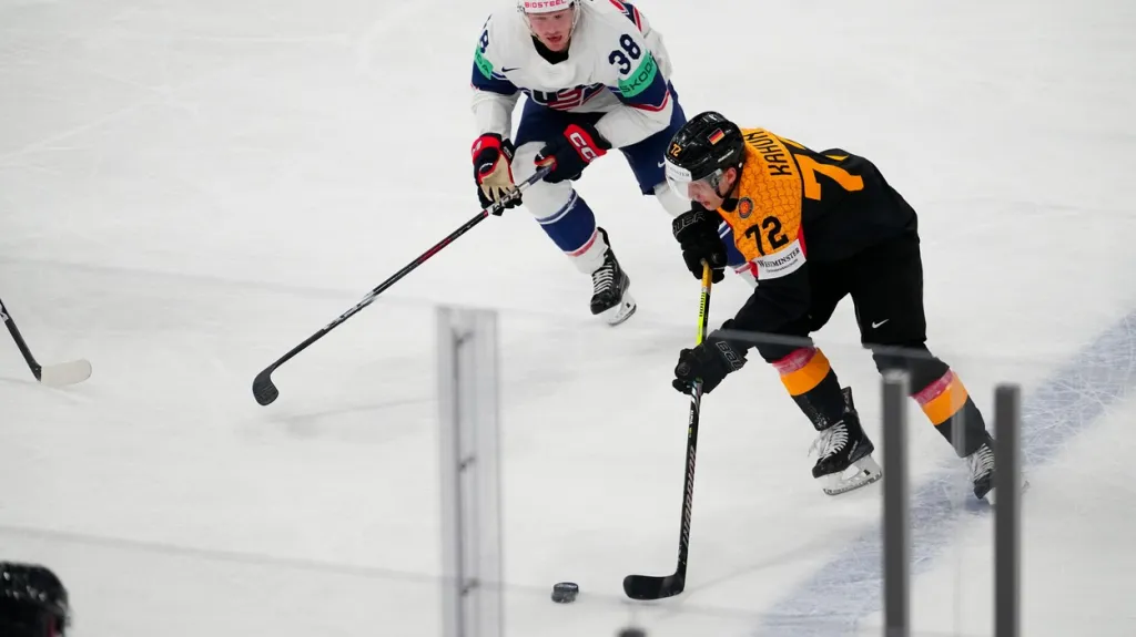 Dominik Kahun v utkání proti USA