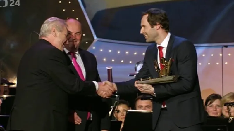 Fotbalistou roku 2015 se stal Petr Čech