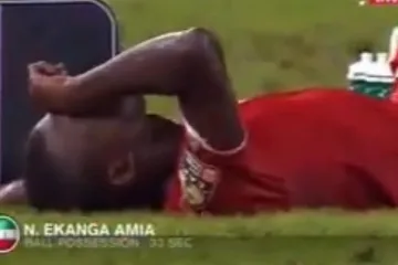 Simulující Ekanga Amia