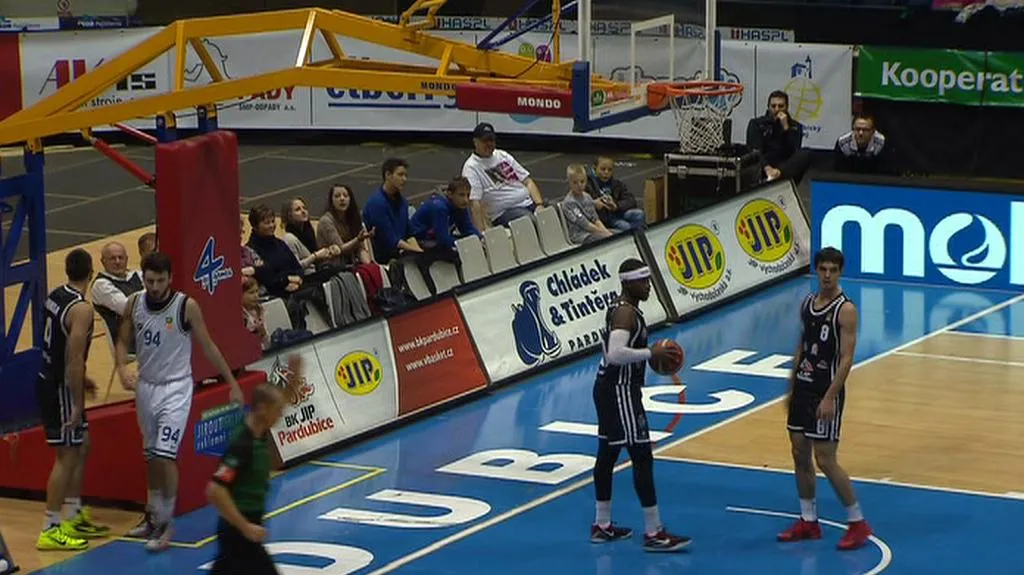 Pardubice se nechaly v NBL zaskočit týmem USK Praha