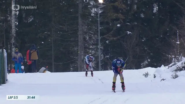 Sestřih stíhacího závodu biatlonistů na ME