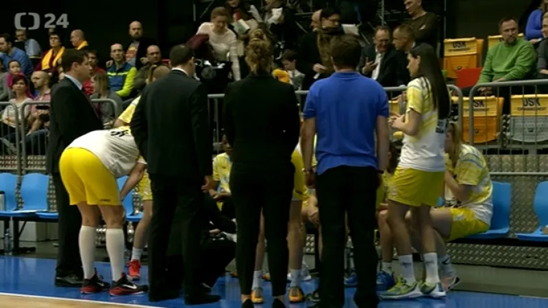 Sestřih basketbalu USK - Jekatěrinburg