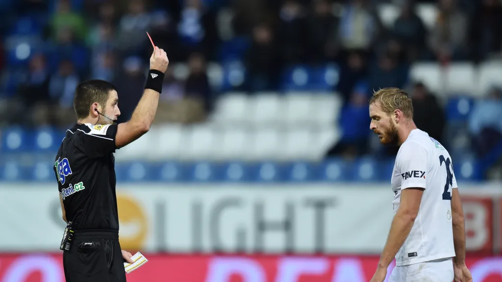 Rozhodčí Nenadál vylučuje slováckého Daníčka